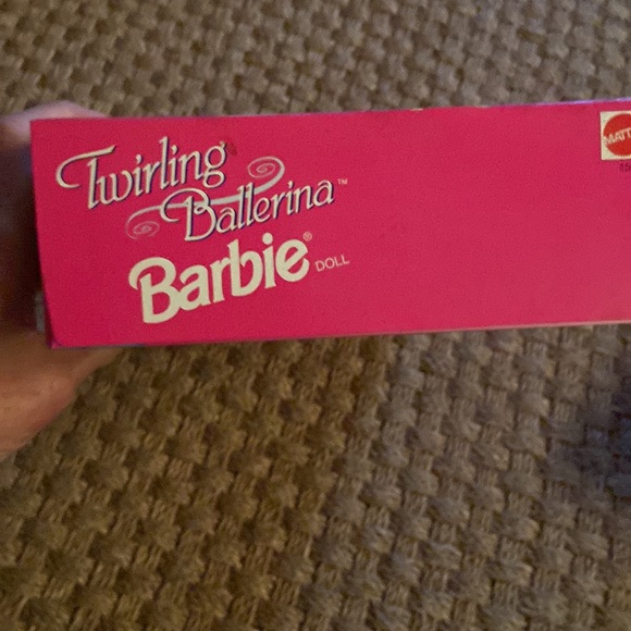 BRAND NEW IN BOX Twirling Ballerina Barbie - Picture 7 of 8